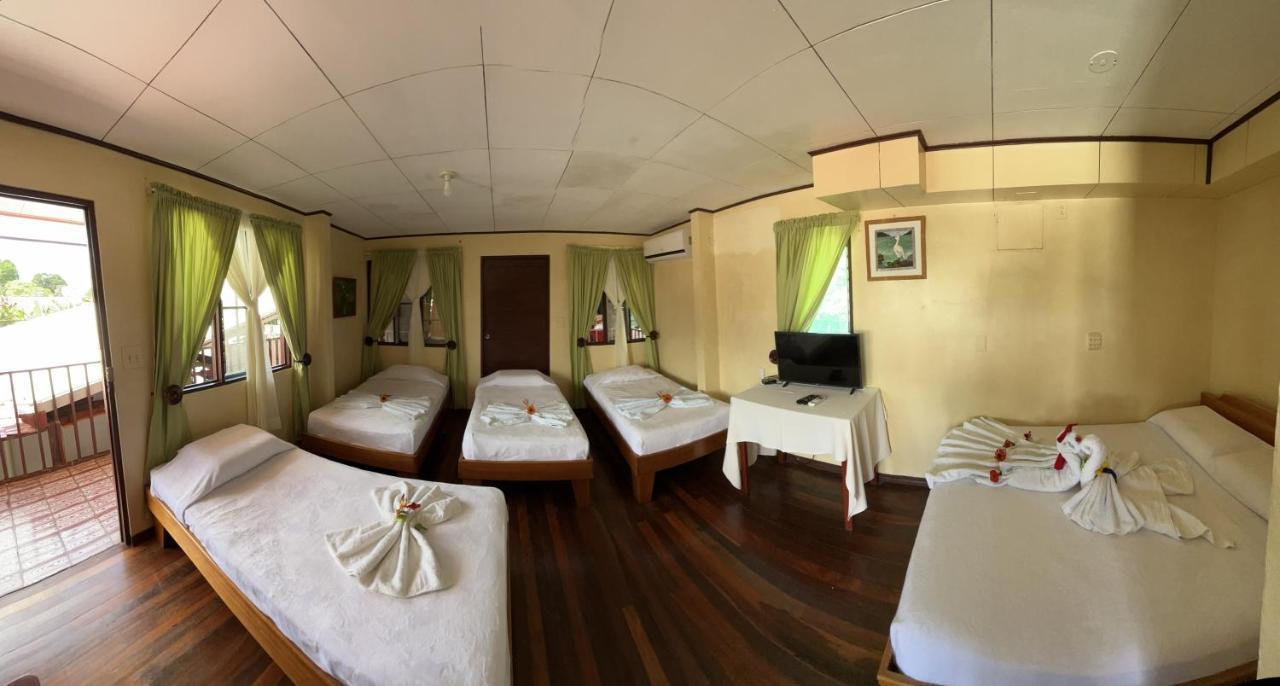 Hotel Sierpe River- Oleaje Sereno מראה חיצוני תמונה