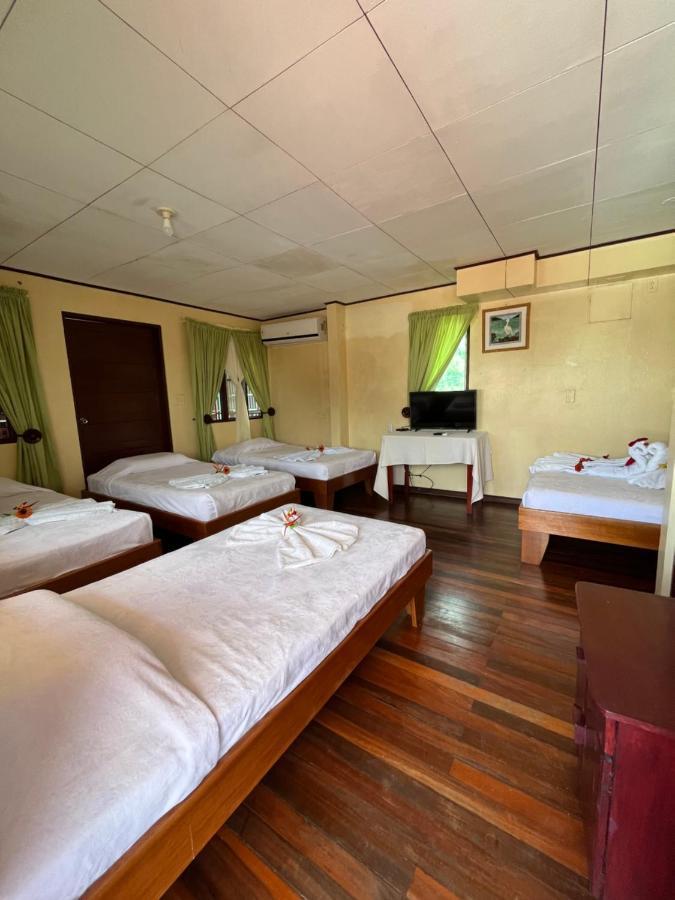 Hotel Sierpe River- Oleaje Sereno מראה חיצוני תמונה