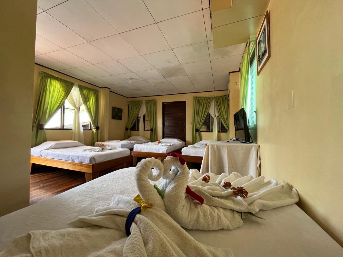 Hotel Sierpe River- Oleaje Sereno מראה חיצוני תמונה