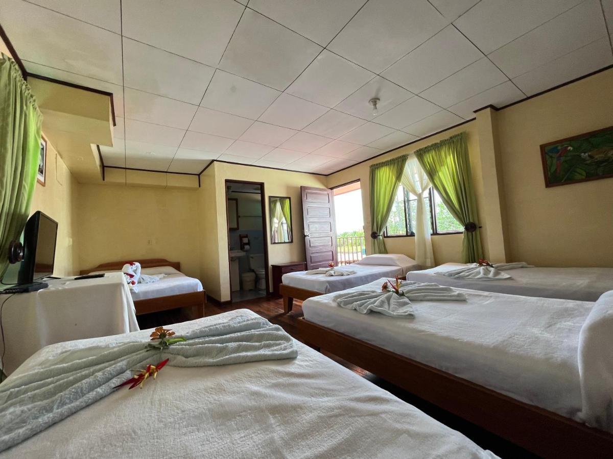 Hotel Sierpe River- Oleaje Sereno מראה חיצוני תמונה